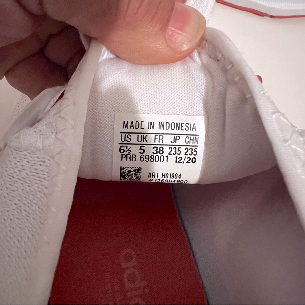 Women’s Adidas Originals Swift Run X W Sneakers, White/Pink, Size 6 1/2 - Picture 12 of 13